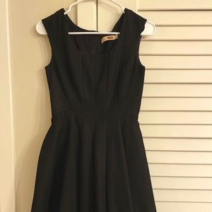 elegant MUST HAVE black dress
